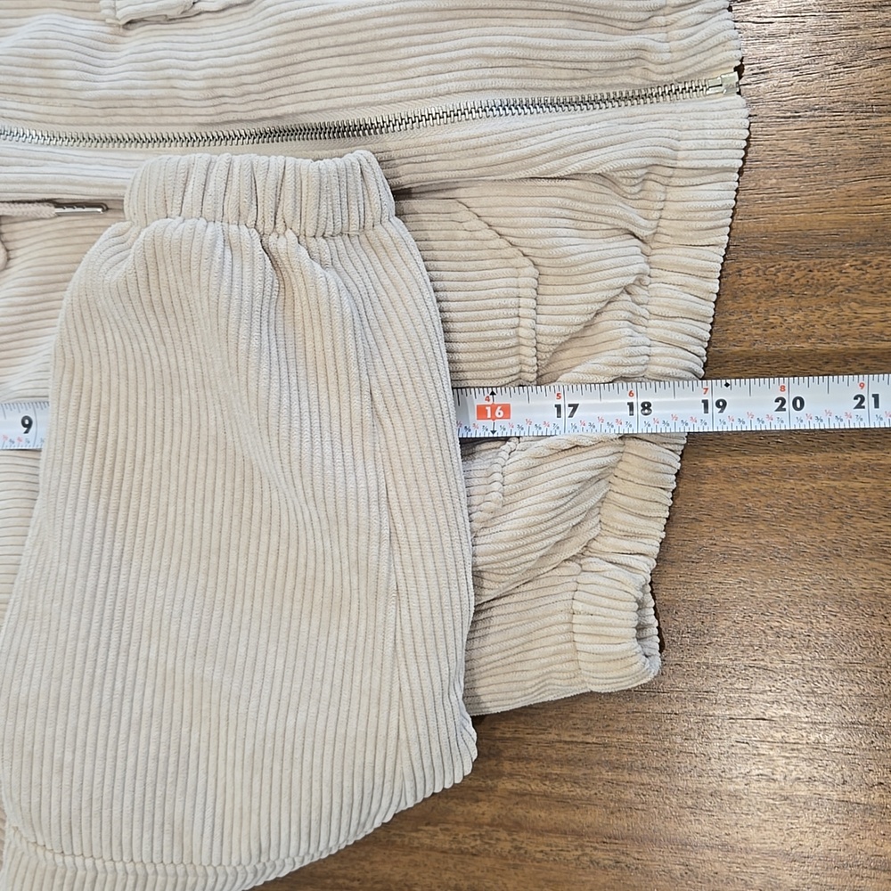 Love Tree Cropped Corduroy Sherpa Jacket - Picture 3 of 11